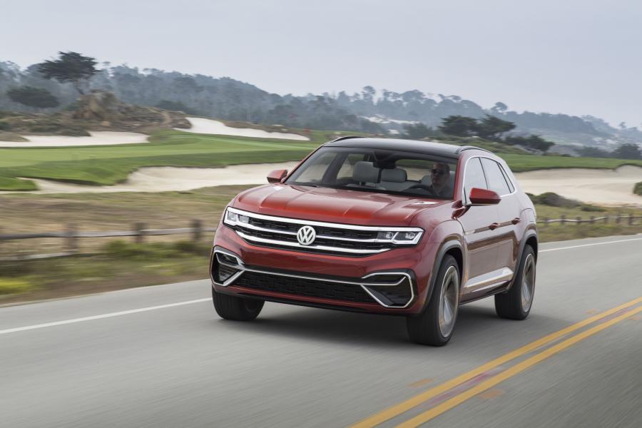  Volkswagen Atlas Cross Sport Concept 2018 года  (фото 21 из 30)